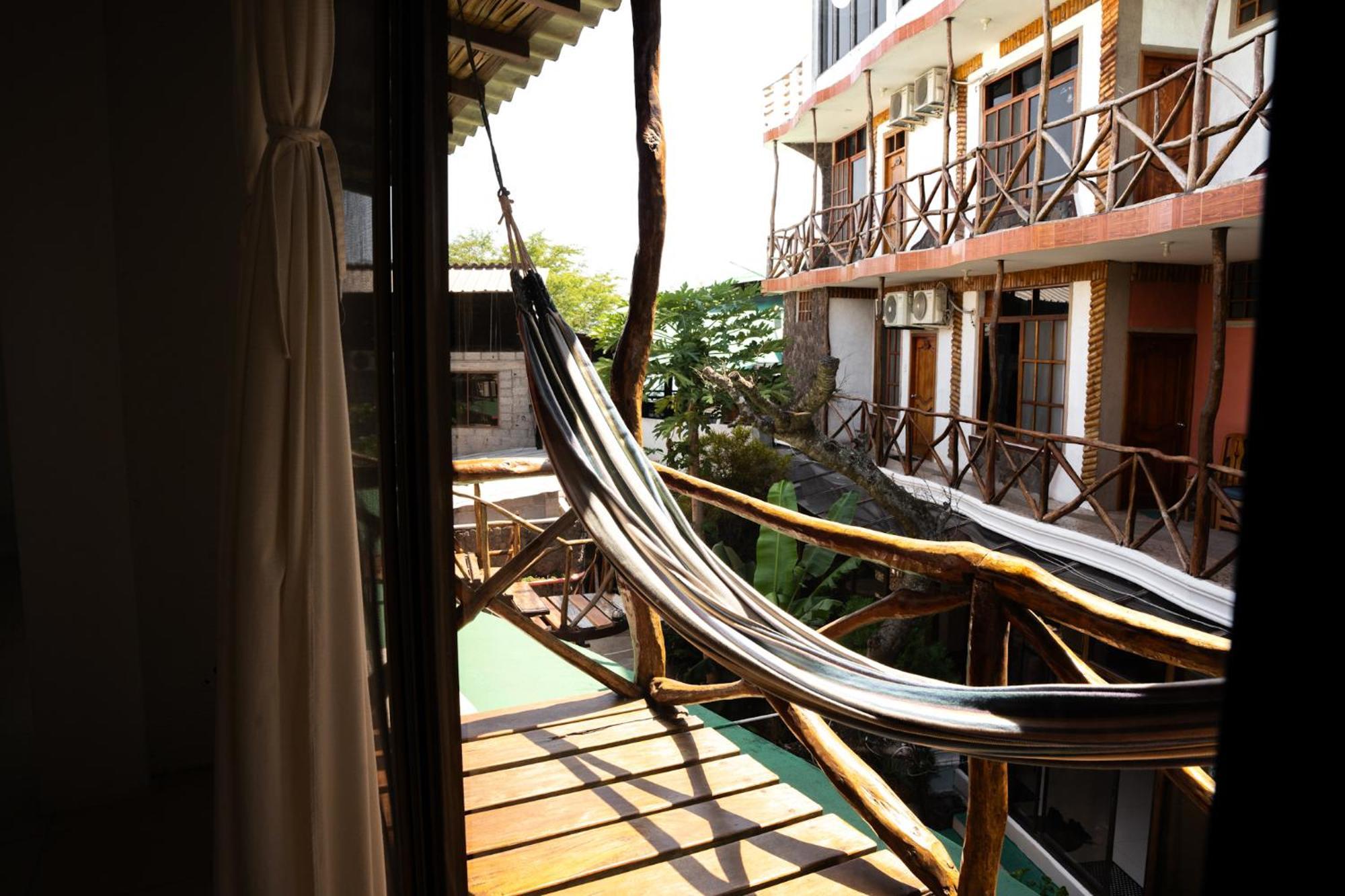 Hotel Miconia Puerto Baquerizo Moreno Exterior photo